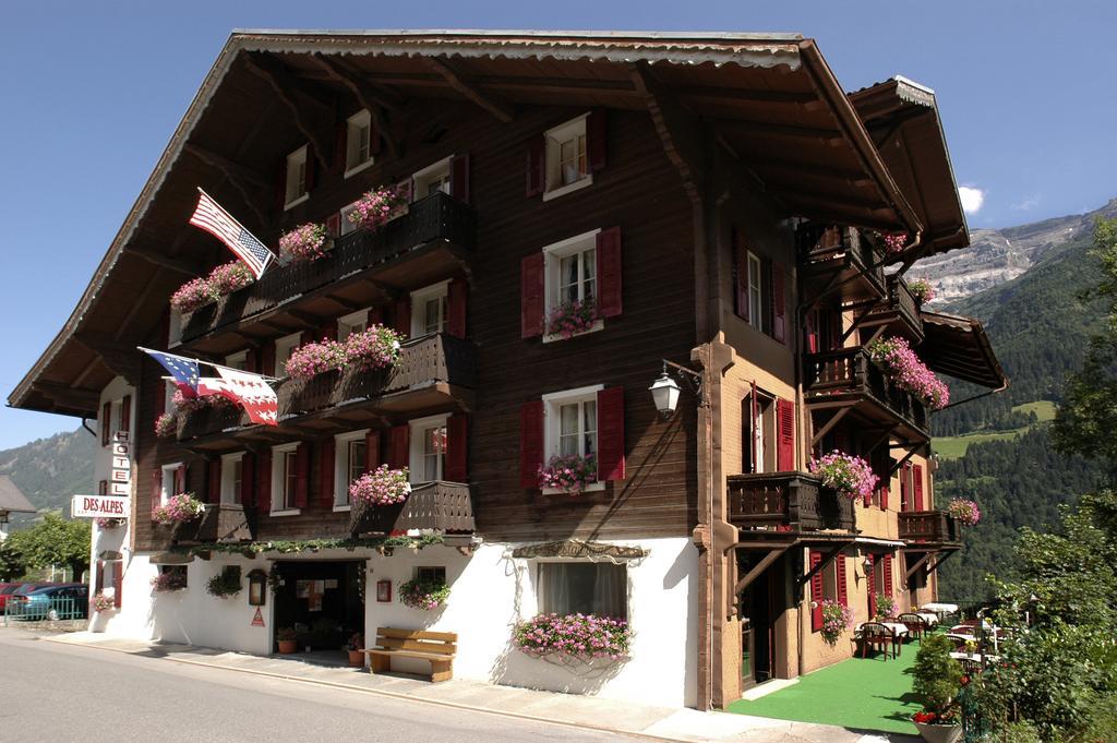 Hotel Des Alpes Champéry Exterior photo