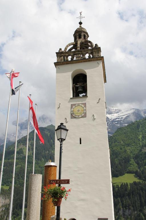 Hotel Des Alpes Champéry Exterior photo