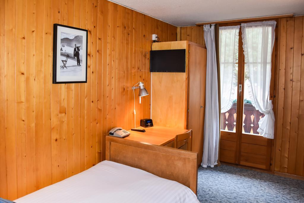 Hotel Des Alpes Champéry Room photo